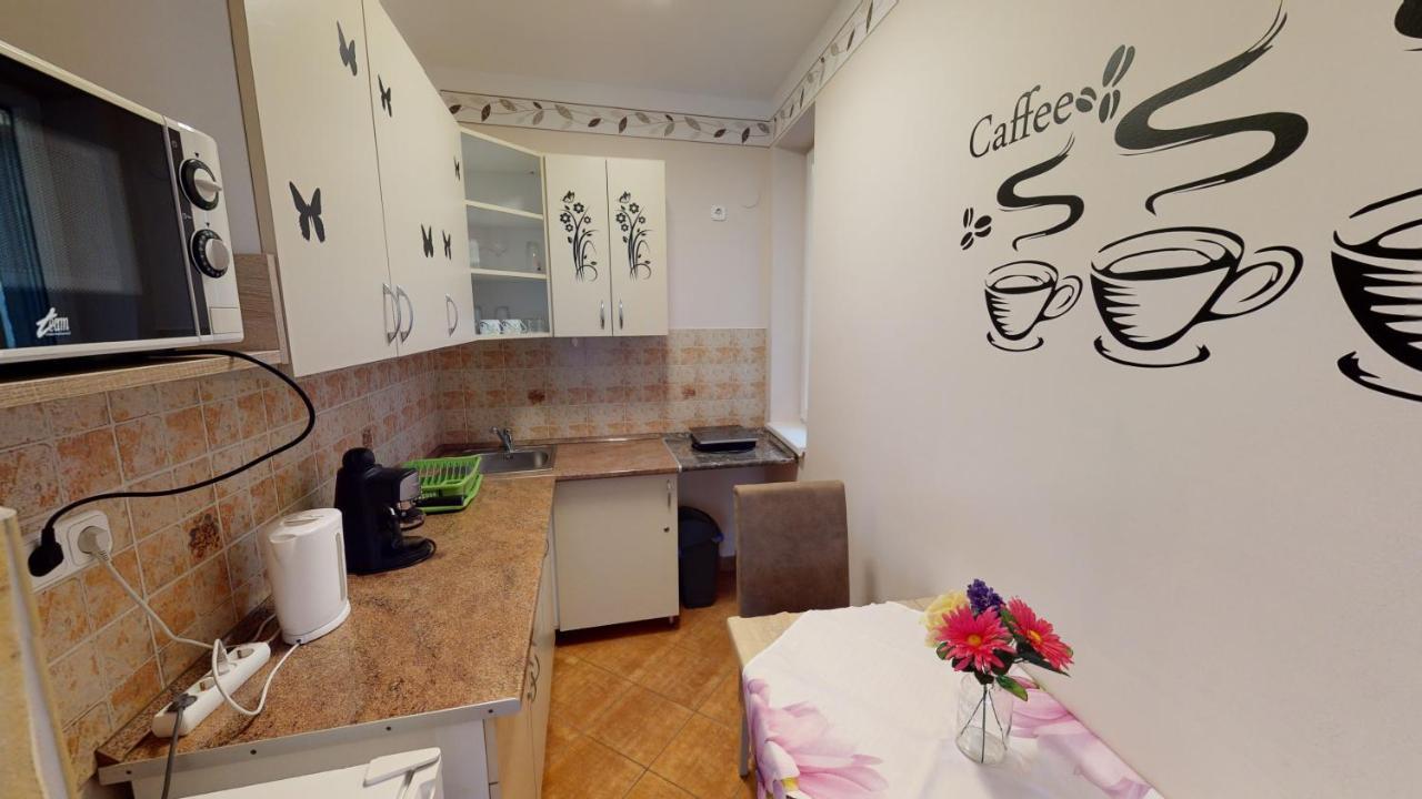 Cristian Apartman Hajduszoboszlo Exterior photo